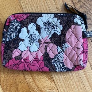 Vera Bradley makeup bag  clean, plastic lined no rips inside,used condition.